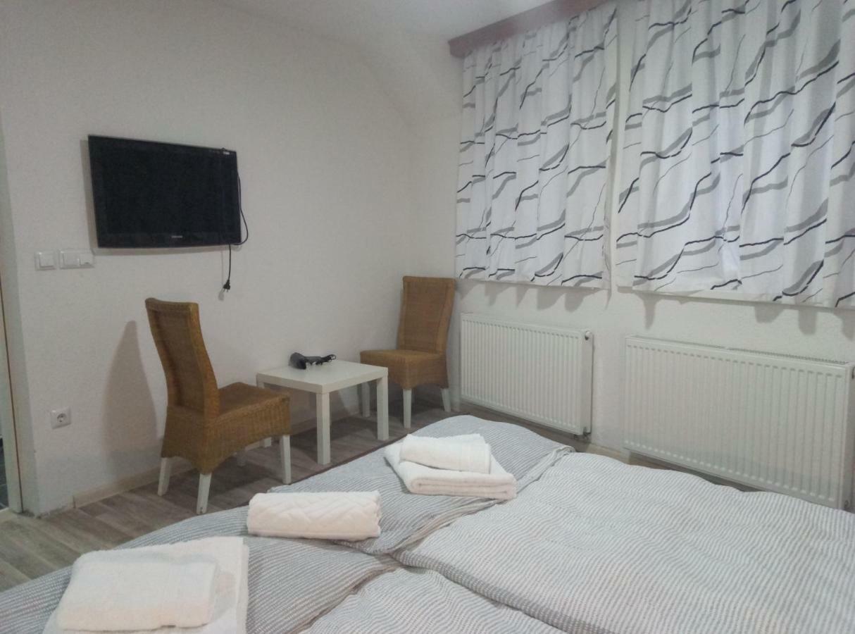 Apartments&Rooms Mido Visoko Εξωτερικό φωτογραφία