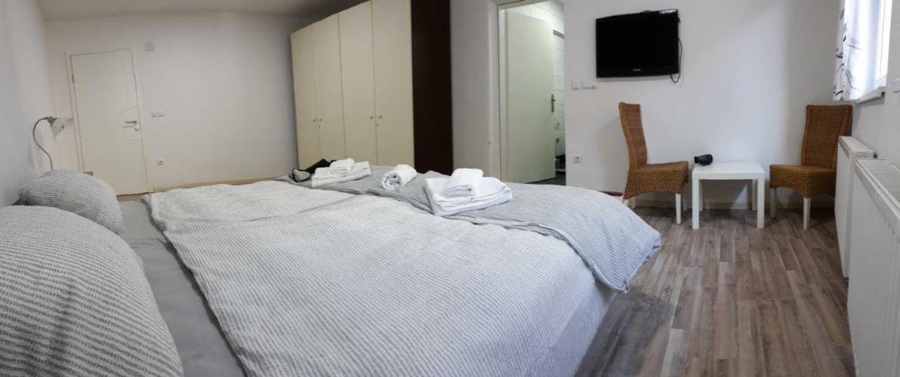 Apartments&Rooms Mido Visoko Εξωτερικό φωτογραφία